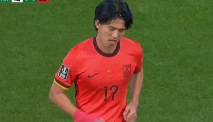 开云官网-U23国足遭暴击！鲍世蒙8分钟闪退，抢断王出场，媒体人：因祸得福