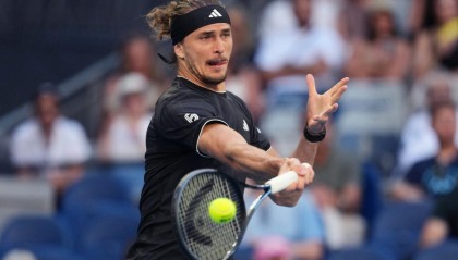 kaiyun-兹维列夫3-1击败诺里 生涯第7次跻身澳网16强