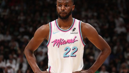 开云平台-队记：热火无意交易维金斯，湖人也不会放弃自己的首轮签