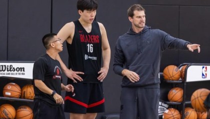 开拓者主帅：暂不增加小杨时间 常规赛和夏联不同