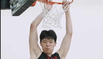 开云app-杨瀚森出征夏季联赛！训练状态佳担当进攻核心？