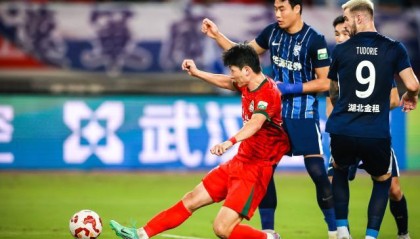 开云平台-【中超】卢永涛阿奇姆彭双响 三镇2比5河南