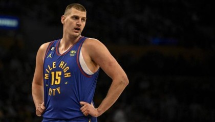 开云app-常规赛成绩下滑掘金毫不在意 马龙：健康就够了