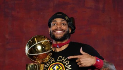 开云平台-湖人中产合同挖谁？布朗大洛在列 或拆分签圆脸登