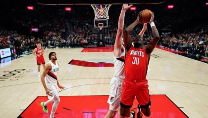 开云下载-肉眼可见的垃圾合同！火箭为什么要3年长约签回这位老将呢？