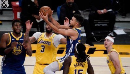 落后湖人19分又如何？勇士巅峰已逝却仍存逆转基因