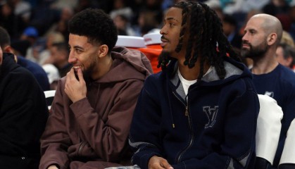 开云下载-灰熊队贾·莫兰特伤愈复出或将赶上柏林之战，交易传闻甚嚣尘上